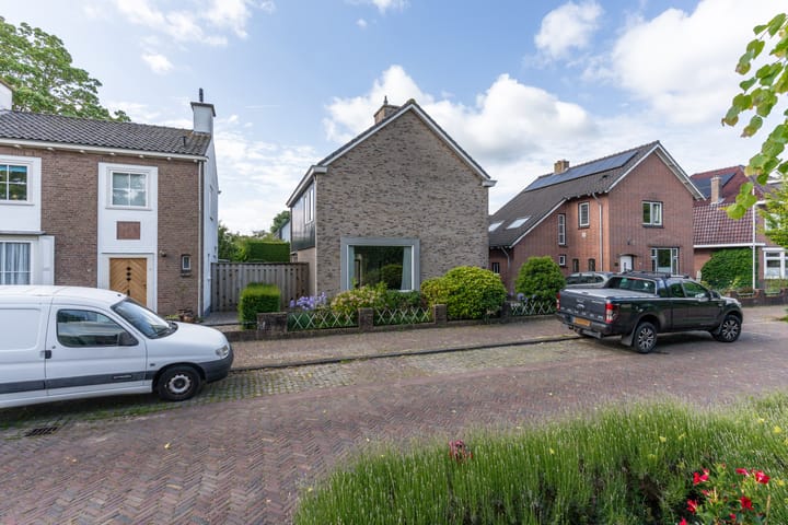 Photo 52 of Buitenlandpoort 28