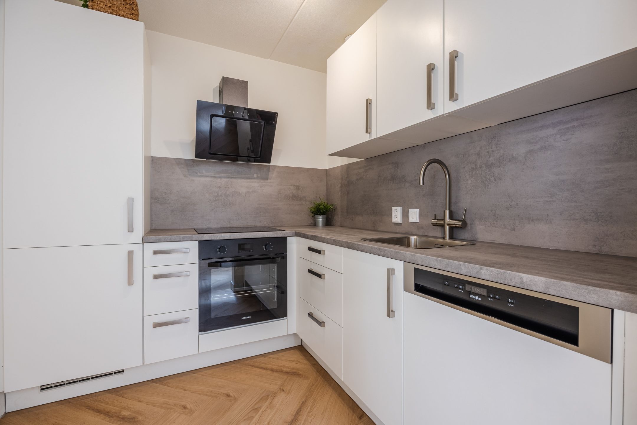 Foto 9 van Valkeniersweg 79-D