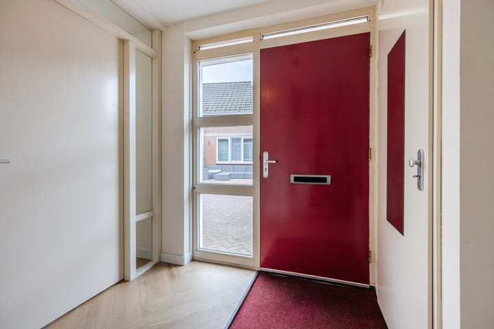 Photo 12 of Valkeniersweg 79-D