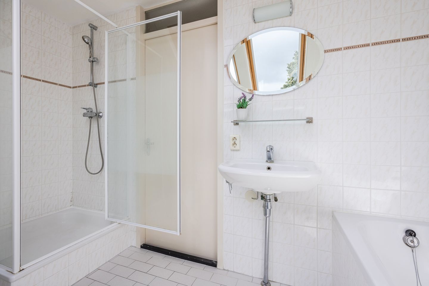 Foto 19 van Valkeniersweg 79-D