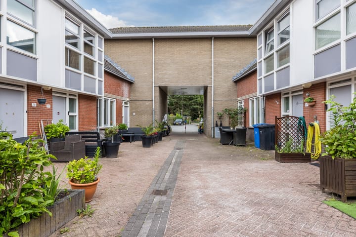 Photo 26 of Valkeniersweg 79-D