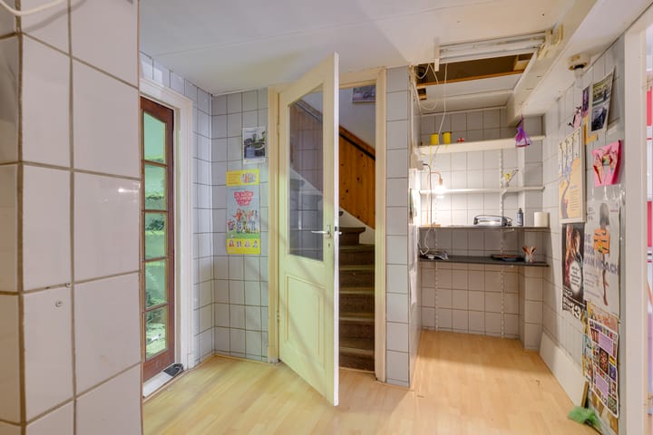 Photo 14 of Badhuisstraat 10