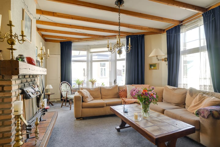 Photo 19 of Badhuisstraat 10