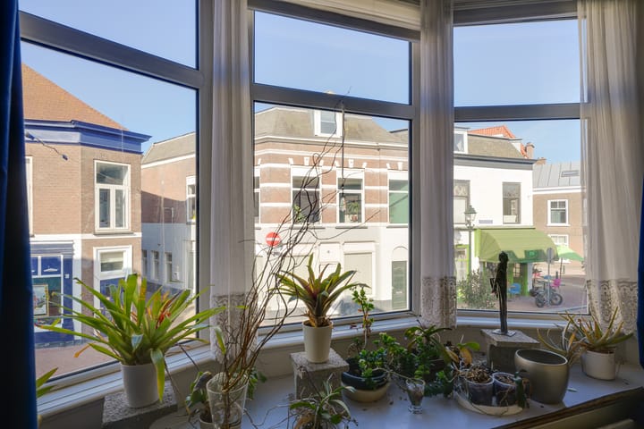 Photo 21 of Badhuisstraat 10