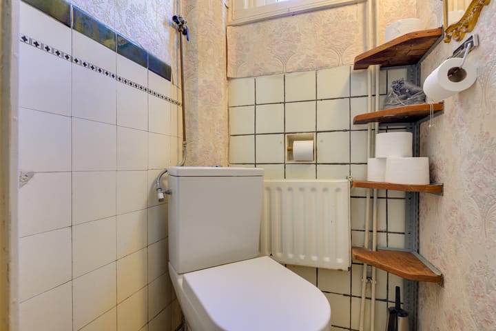 Photo 28 of Badhuisstraat 10