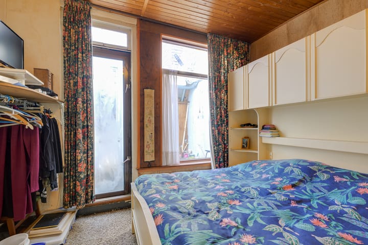 Photo 32 of Badhuisstraat 10