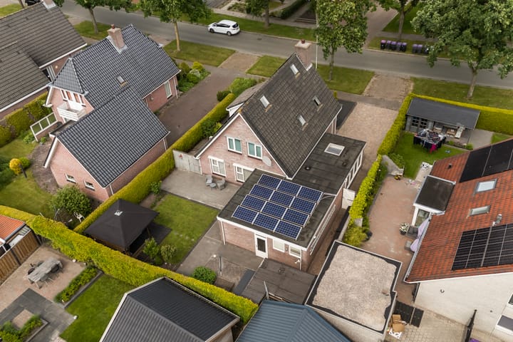 Foto 3 van Bernhardlaan 88