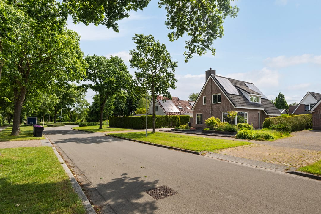 Foto 8 van Bernhardlaan 88