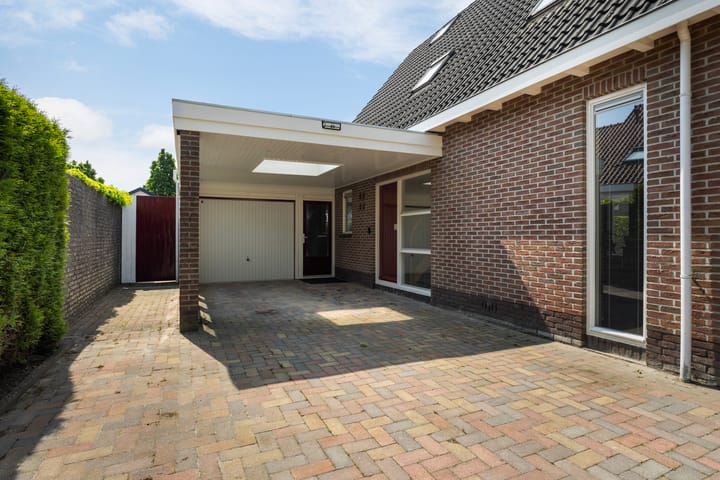 Foto 10 van Bernhardlaan 88