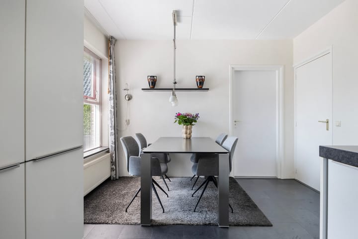 Foto 20 van Bernhardlaan 88