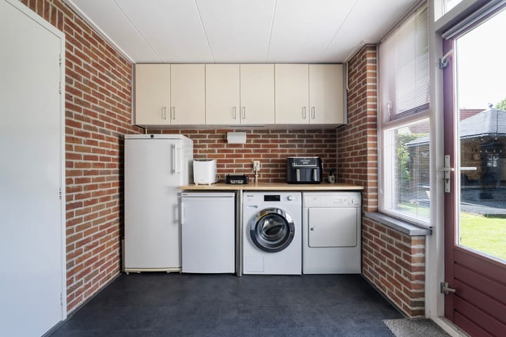 Foto 23 van Bernhardlaan 88