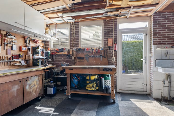 Foto 25 van Bernhardlaan 88