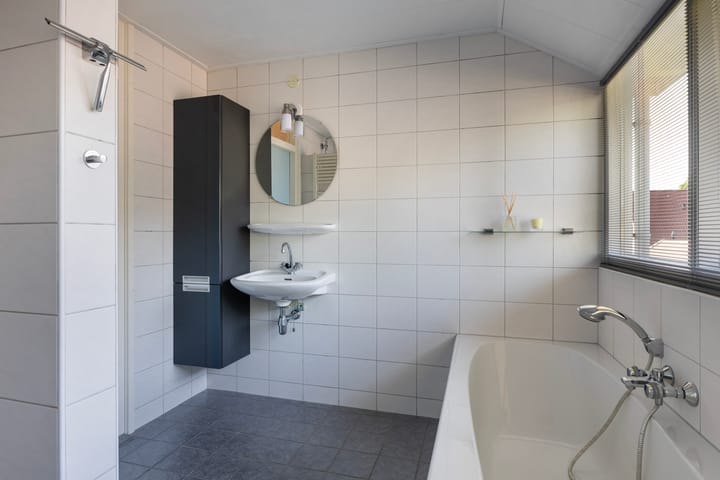 Foto 37 van Bernhardlaan 88