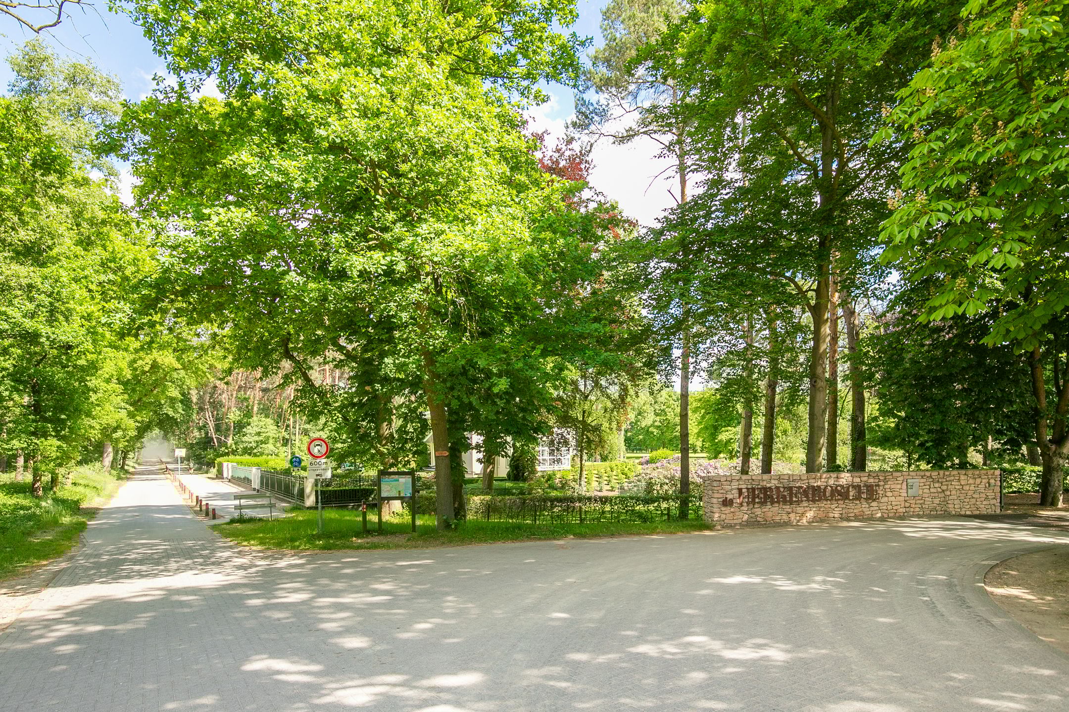 Photo 39 of Stationsweg 96