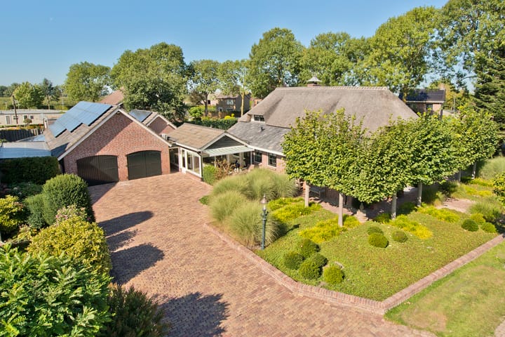 Foto 2 van Torsdam 11