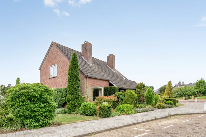 Photo 4 of Schalklaan 1