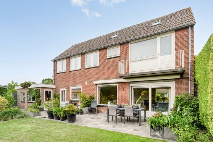 Photo 2 of Schalklaan 1