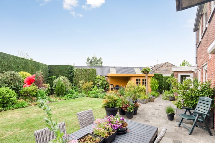 Photo 3 of Schalklaan 1