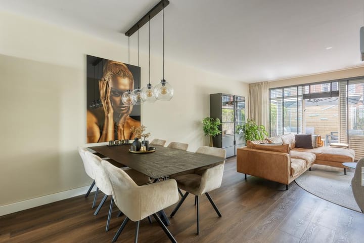 Photo 3 of Markgraaflaan 32