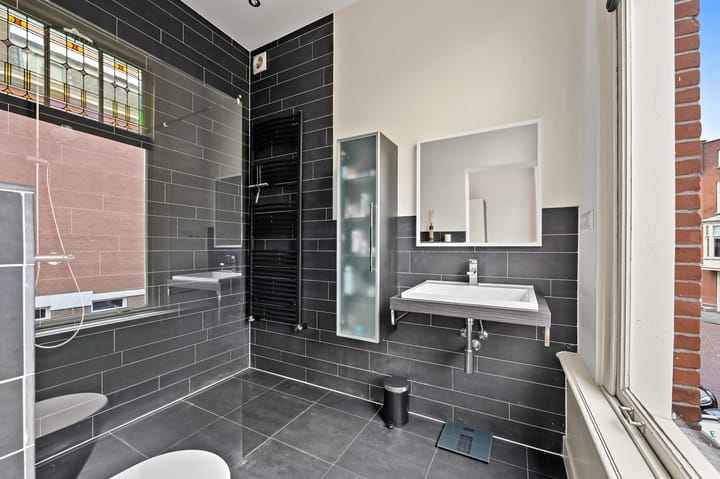 Foto 22 van Van Loostraat 81