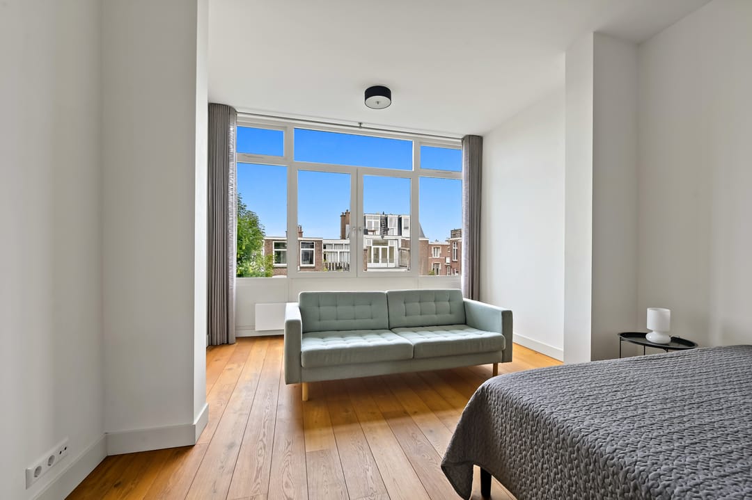 Foto 32 van Van Loostraat 81