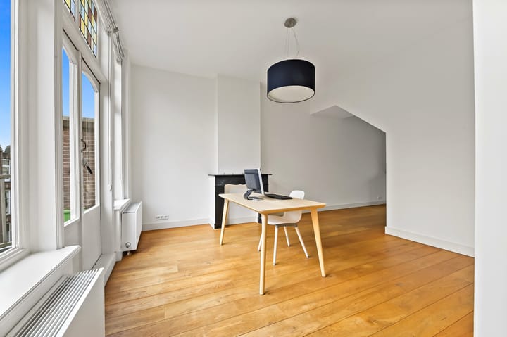 Foto 34 van Van Loostraat 81