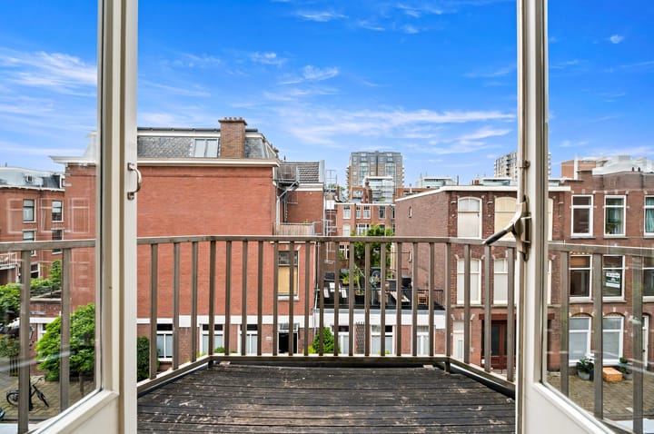 Foto 37 van Van Loostraat 81