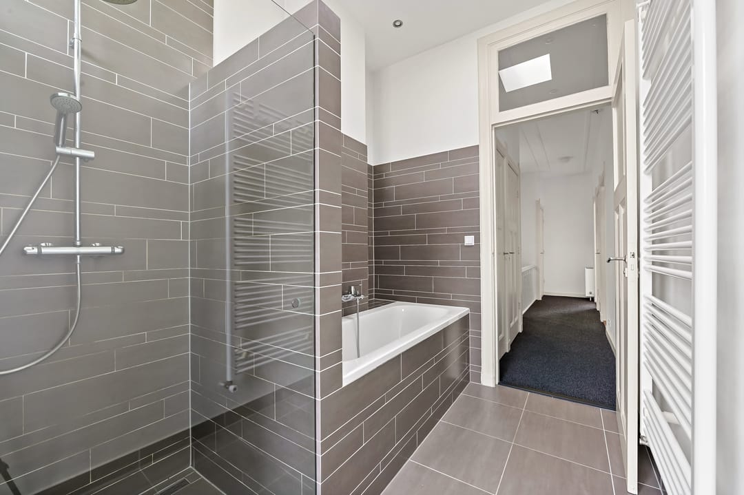 Foto 46 van Van Loostraat 81