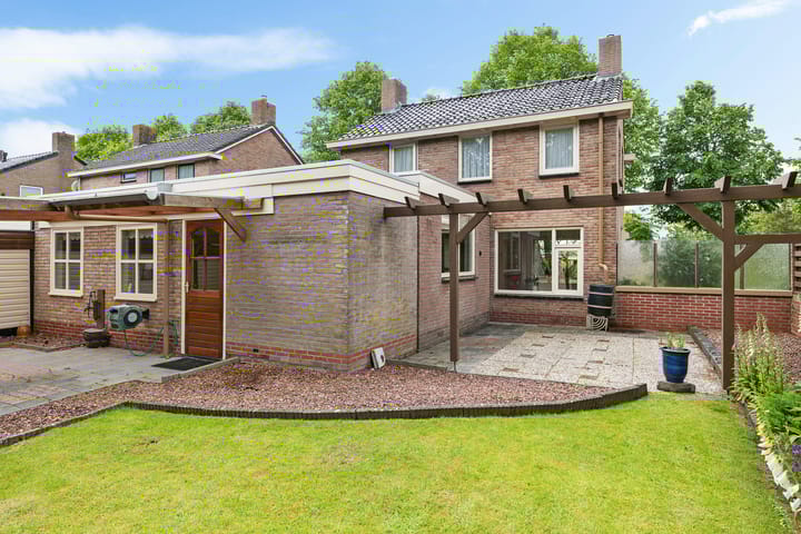 Foto 2 van J F Kennedylaan 10