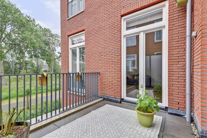 Foto 19 van Onderlangs 15