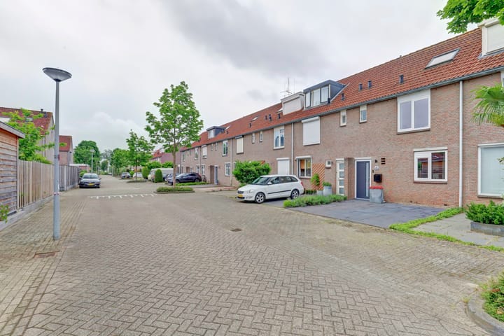 Foto 36 van Perrenotlaan 27