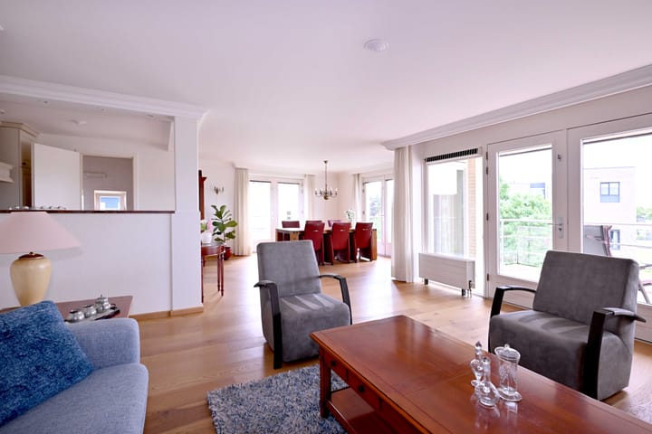 Foto 11 van Vlinderparkweg 102