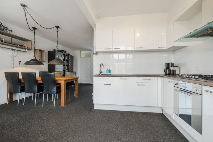 Foto 14 van De Pruikenmaker 17