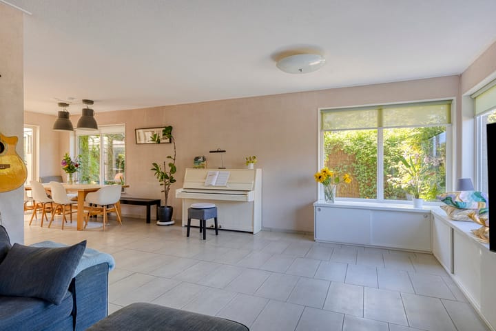 Foto 9 van De Bazelstraat 46