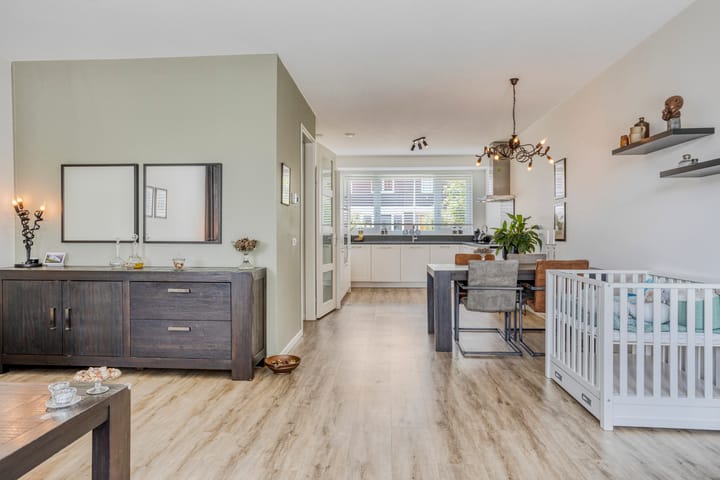 Photo 13 of Achterzoom 18