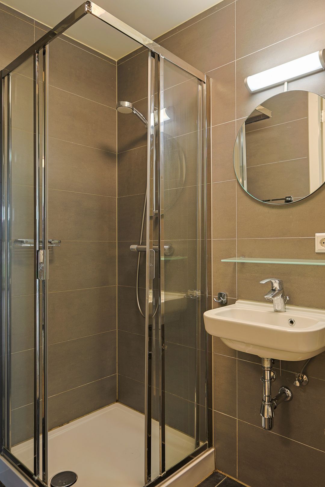 Foto 16 van Nieuwe Fellenoord 1-C