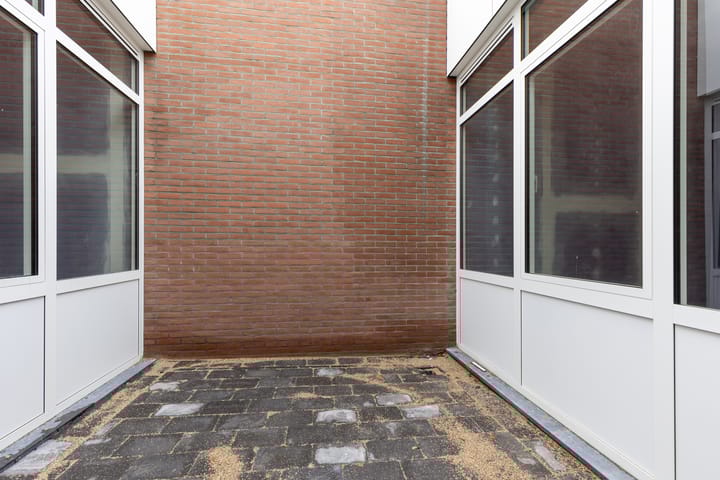 Foto 24 van Rijksweg Noord 188-B