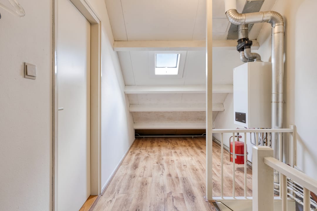 Photo 22 of Oostkruisstraat 15