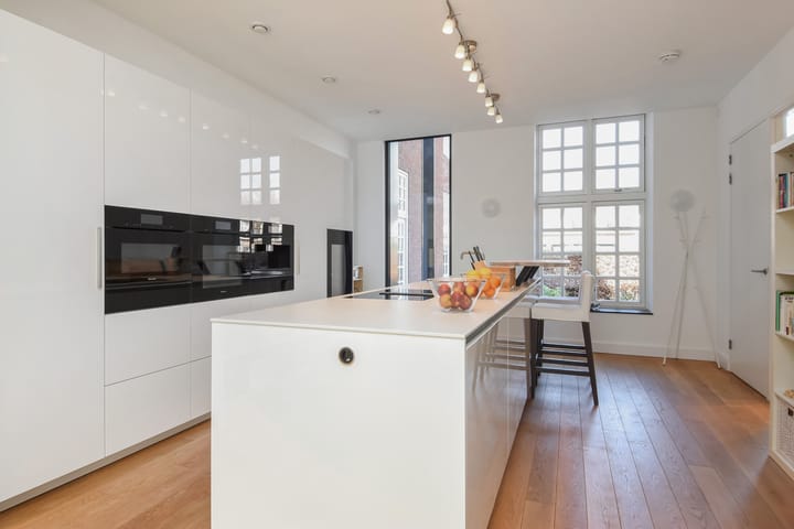 Foto 16 van Thérèse Schwartzestraat 113