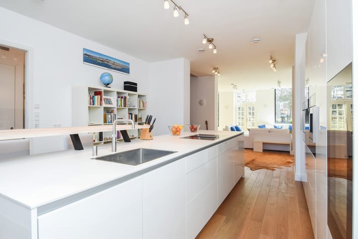 Foto 19 van Thérèse Schwartzestraat 113