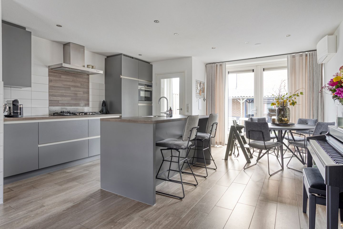 Foto 10 van Klaproosstraat 12