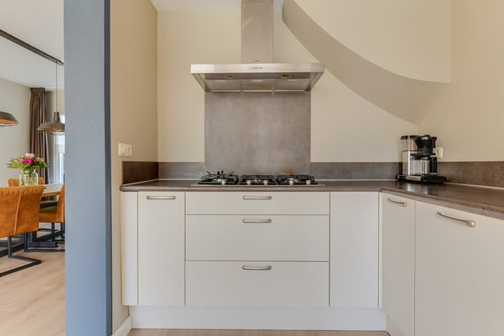 Foto 24 van Kerkweg 21