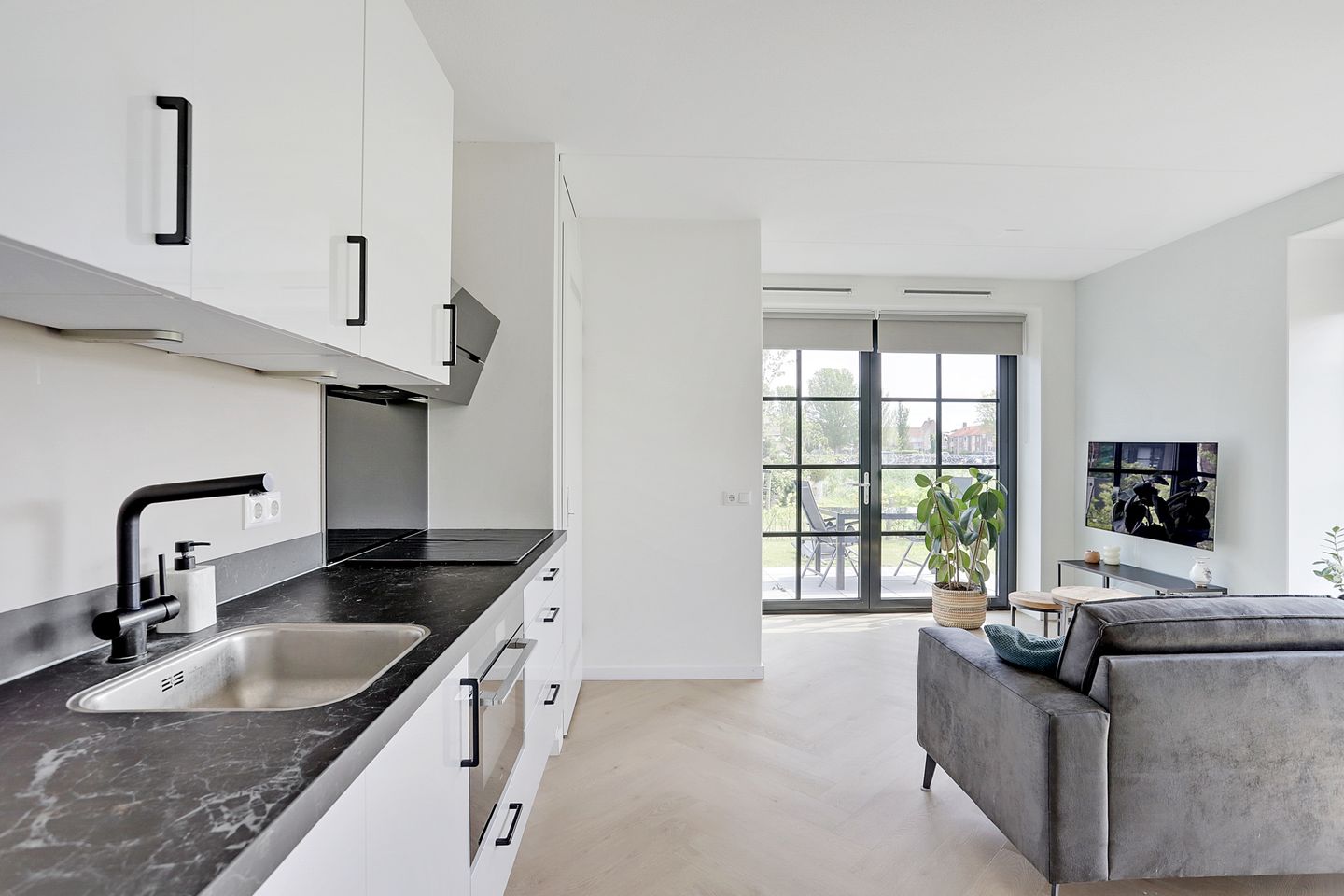 Photo 10 of Koningin Julianastraat 33