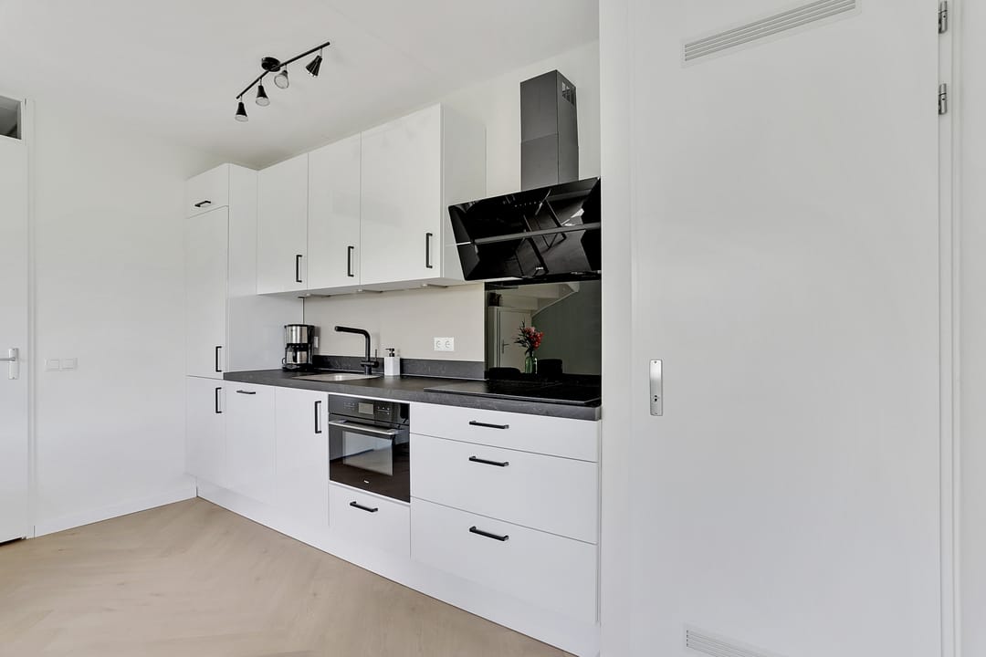 Photo 11 of Koningin Julianastraat 33