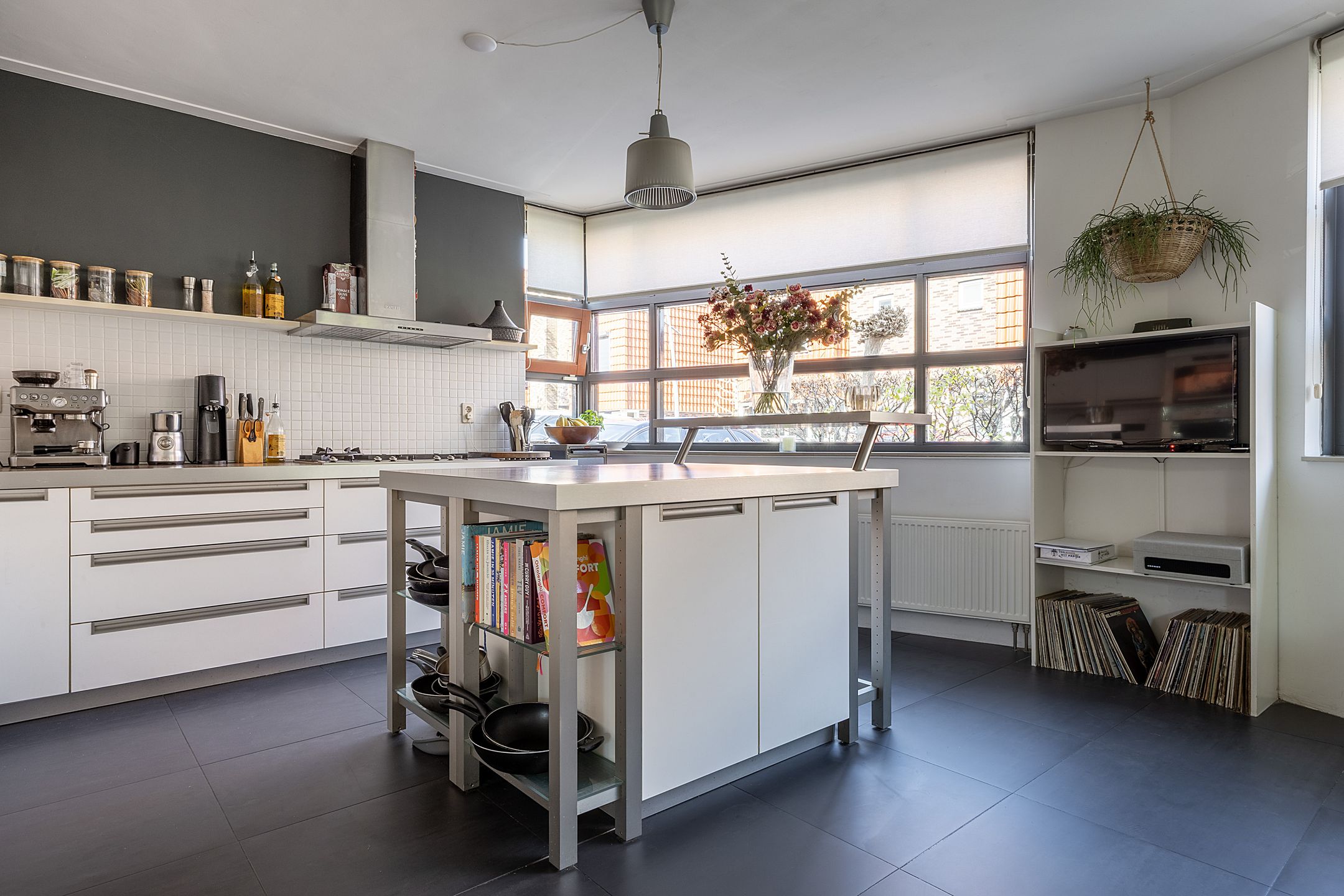 Foto 15 van J M van der Meystraat 79