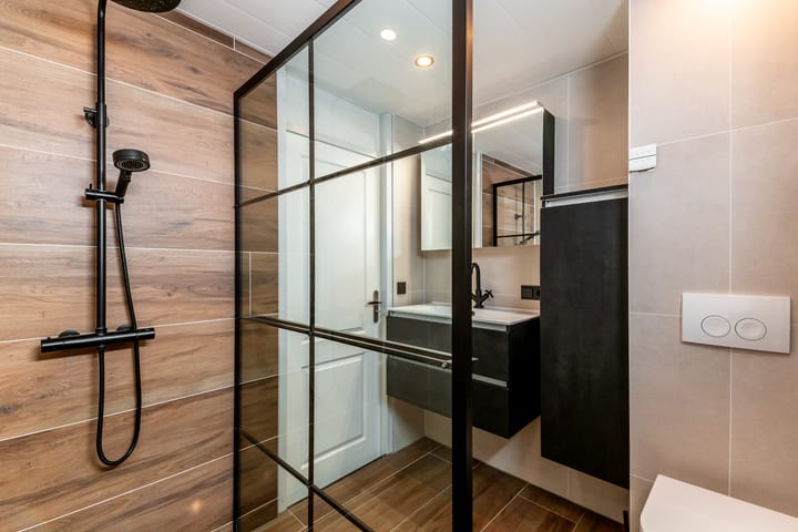 Photo 17 of Botter 42 8