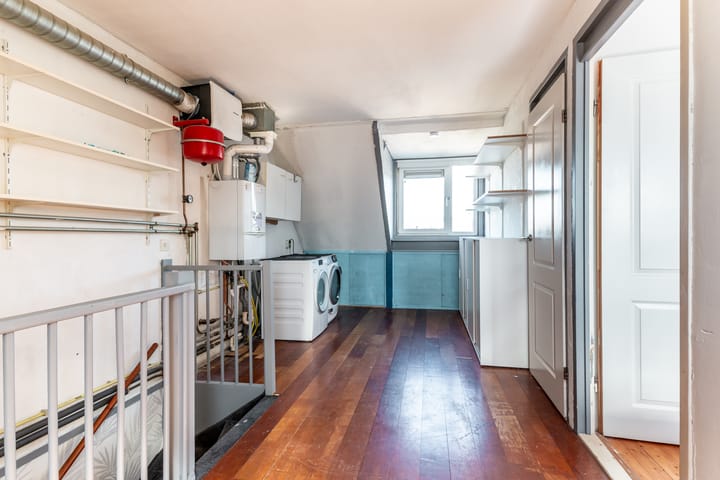 Photo 19 of Botter 42 8