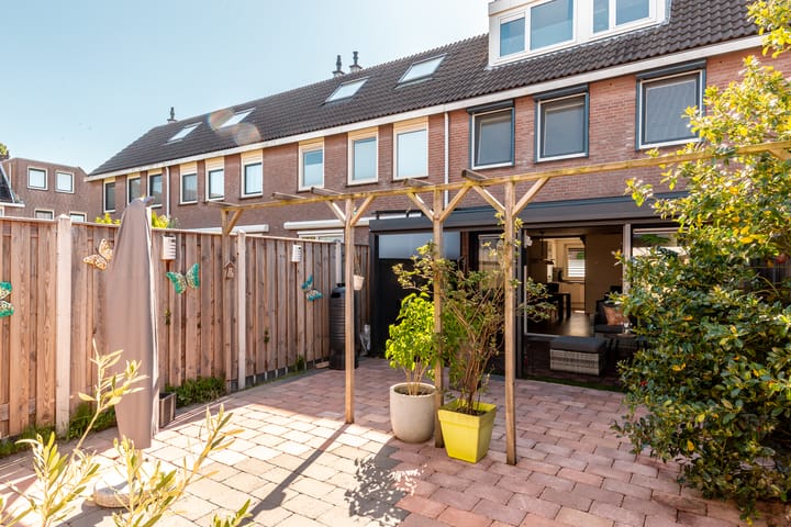 Photo 23 of Botter 42 8