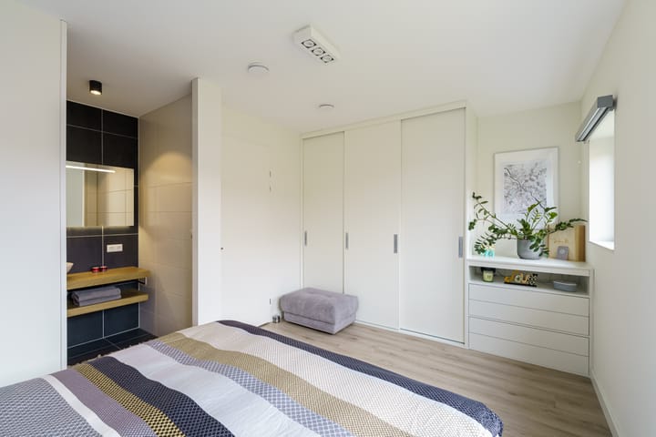 Photo 25 of Van Leeuwenhoekpark 52