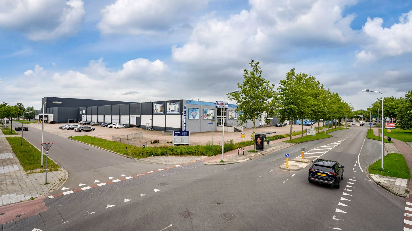 View photo 2 of Argonweg 13-A
